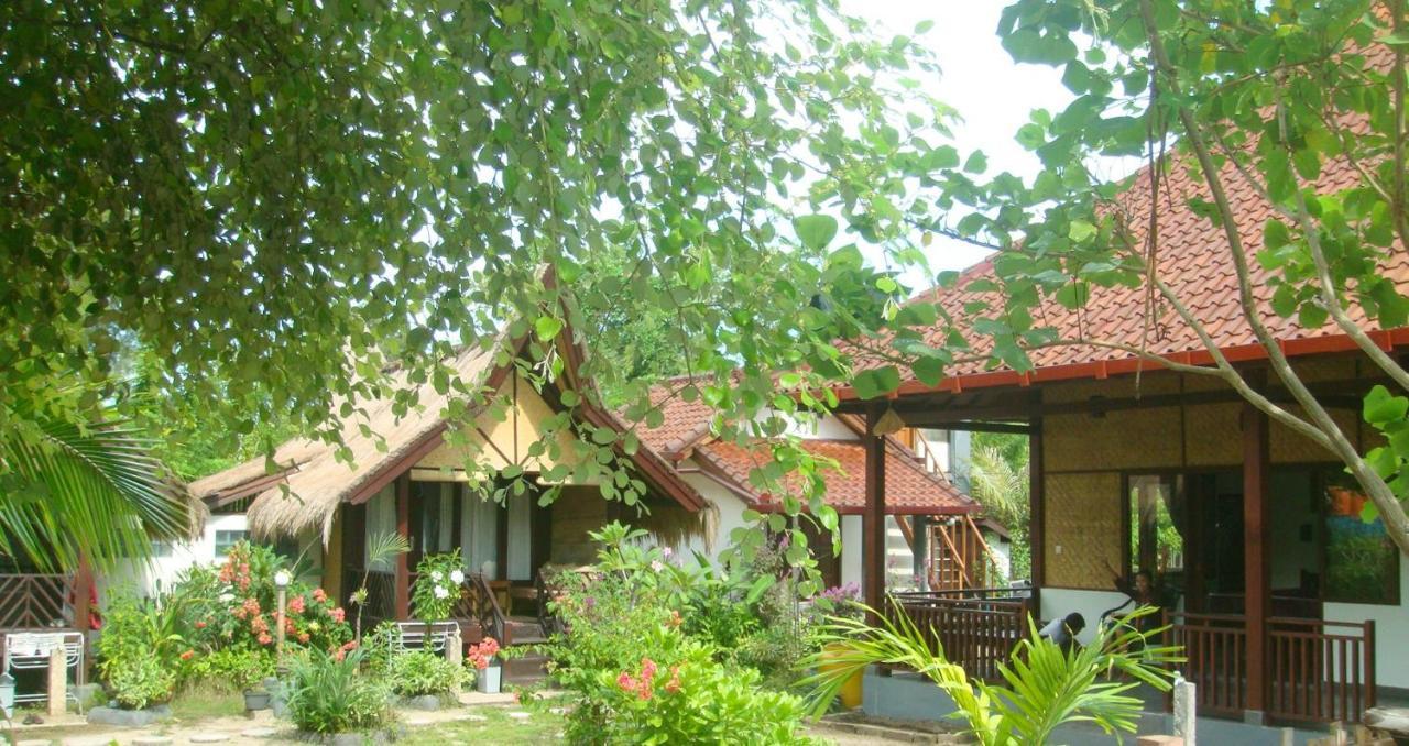 Ana Warung & Bungalows غيلي مينو المظهر الخارجي الصورة